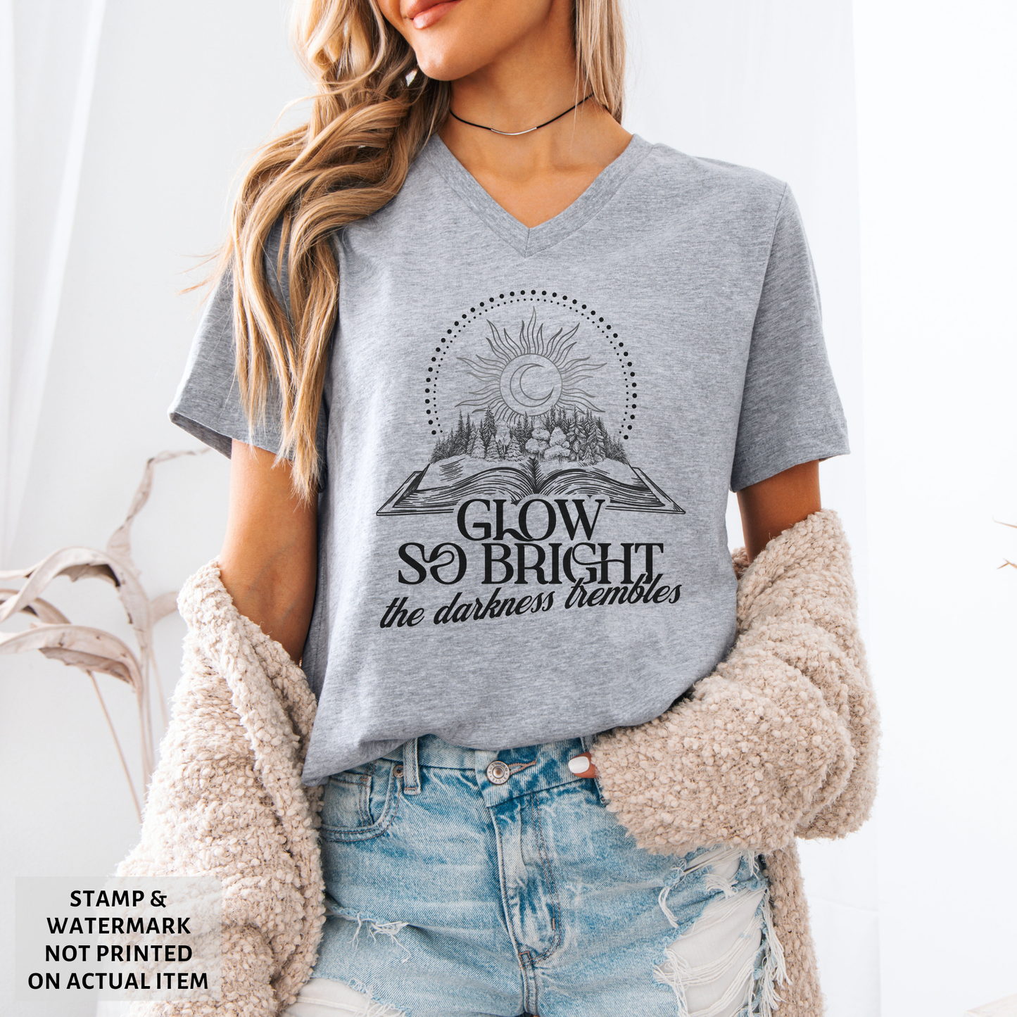 Glow So Bright | Kindred's Curse V Neck