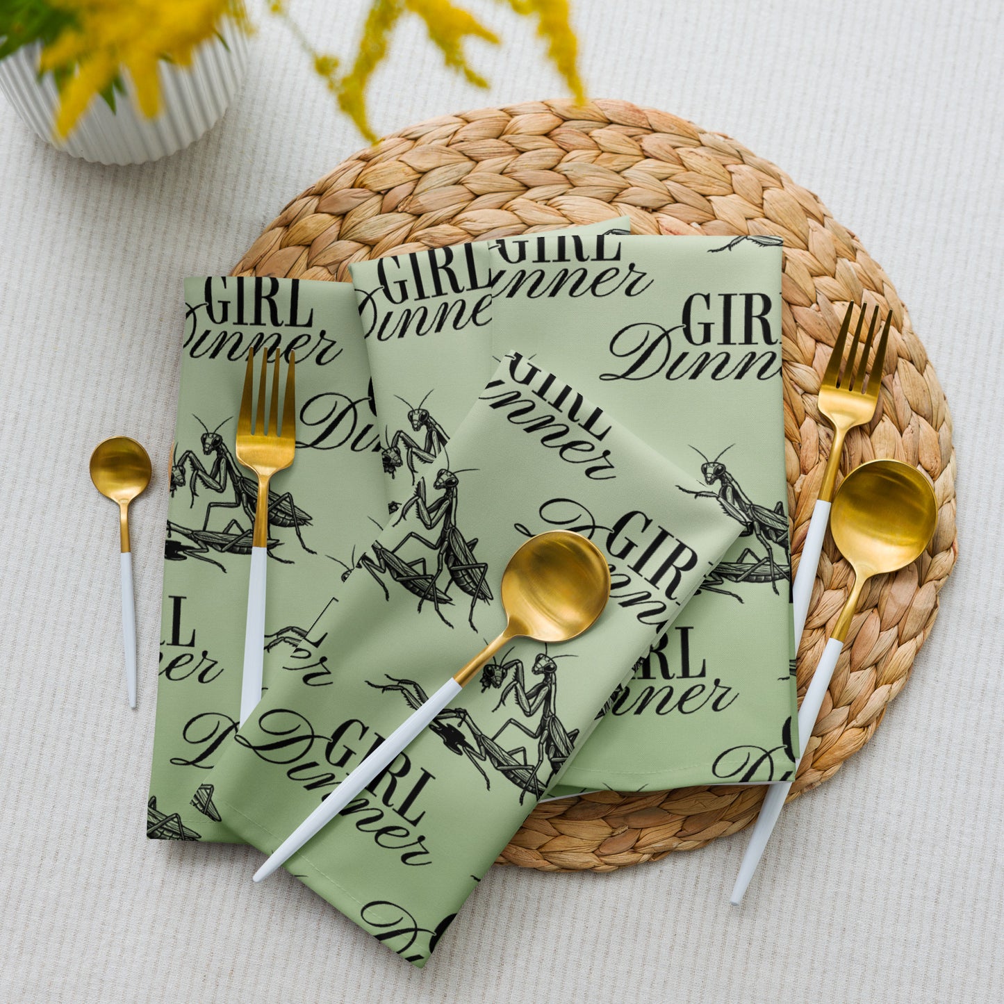 Mantis | Girl Dinner 4-Set Cloth Napkins